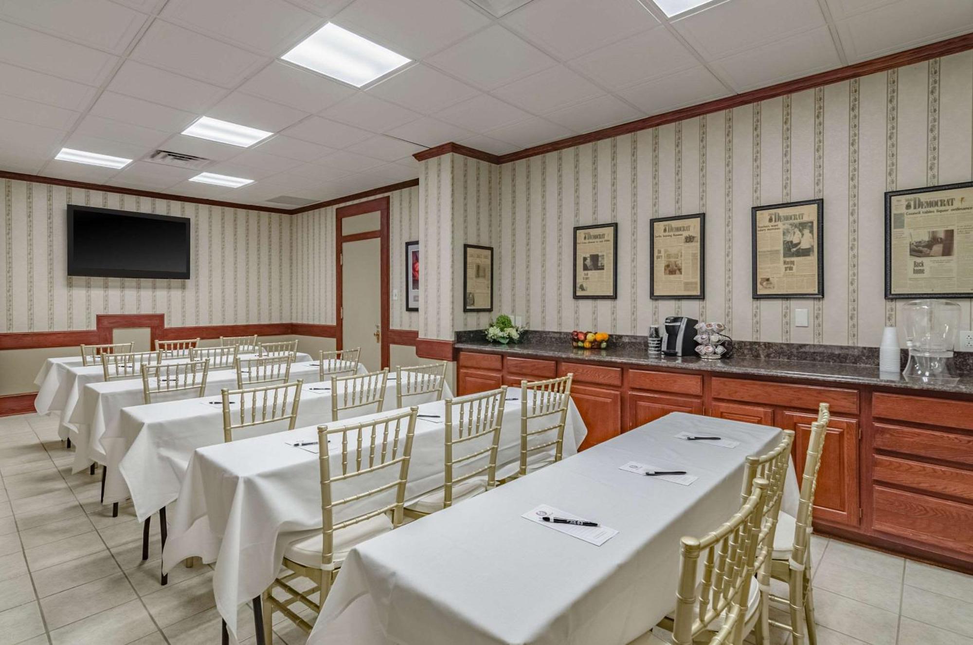 Hotel Bothwell Sedalia Central District, Ascend Hotel Collection Extérieur photo