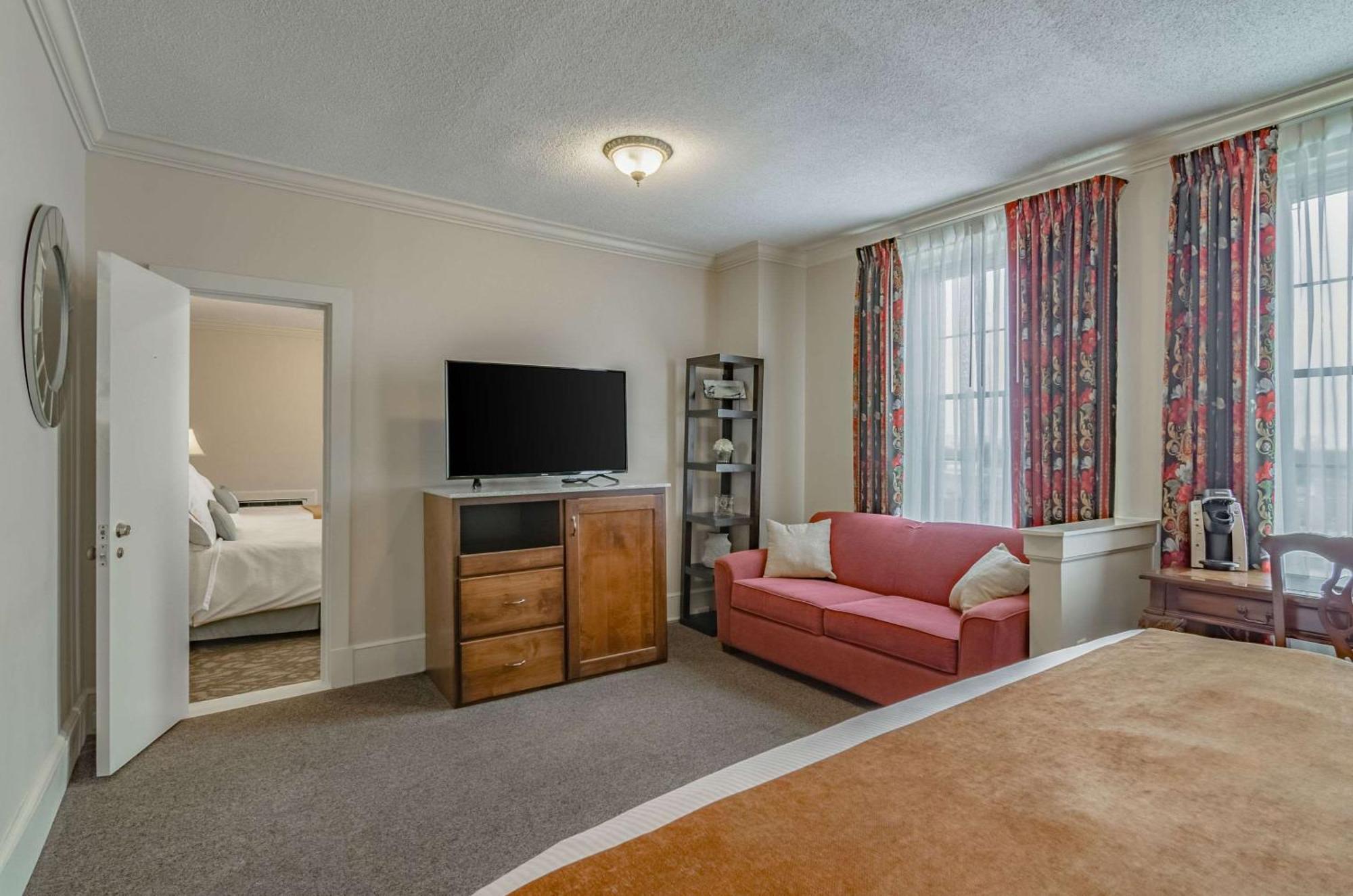 Hotel Bothwell Sedalia Central District, Ascend Hotel Collection Extérieur photo