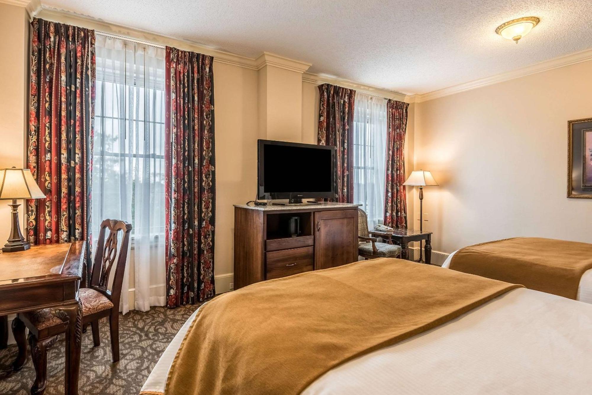 Hotel Bothwell Sedalia Central District, Ascend Hotel Collection Extérieur photo